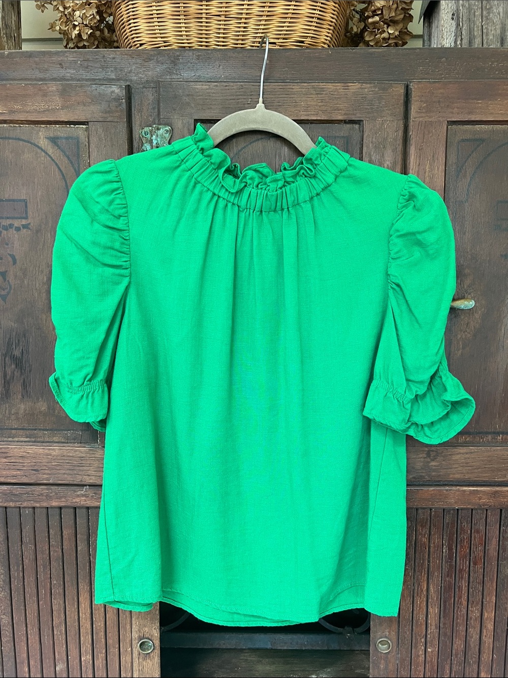 THML Size Small Green Ruffle Neck Puff Sleeve Blouse Top